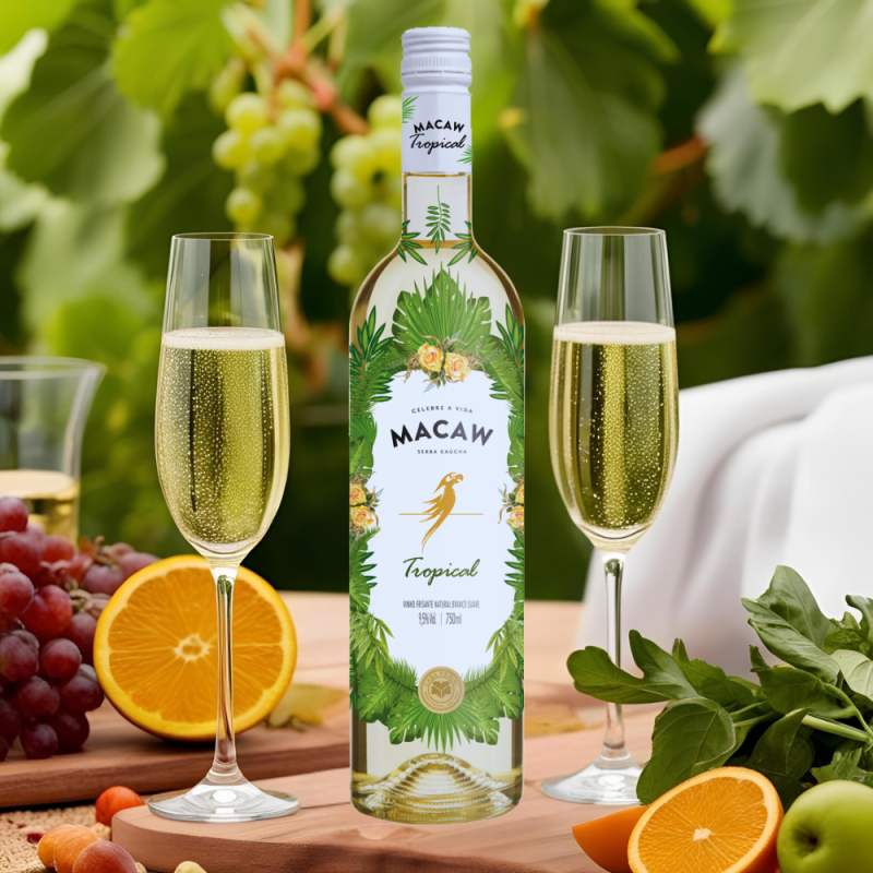 Vinho Branco Frisante Macaw Tropical Casa Perini 750ml - Image 3