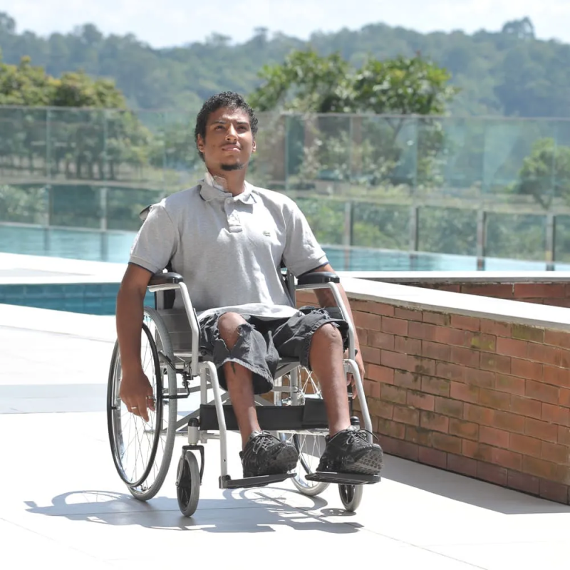 Cadeira de Rodas Dellamed D100 Dobrável Resistente em Aço - Imagem 7